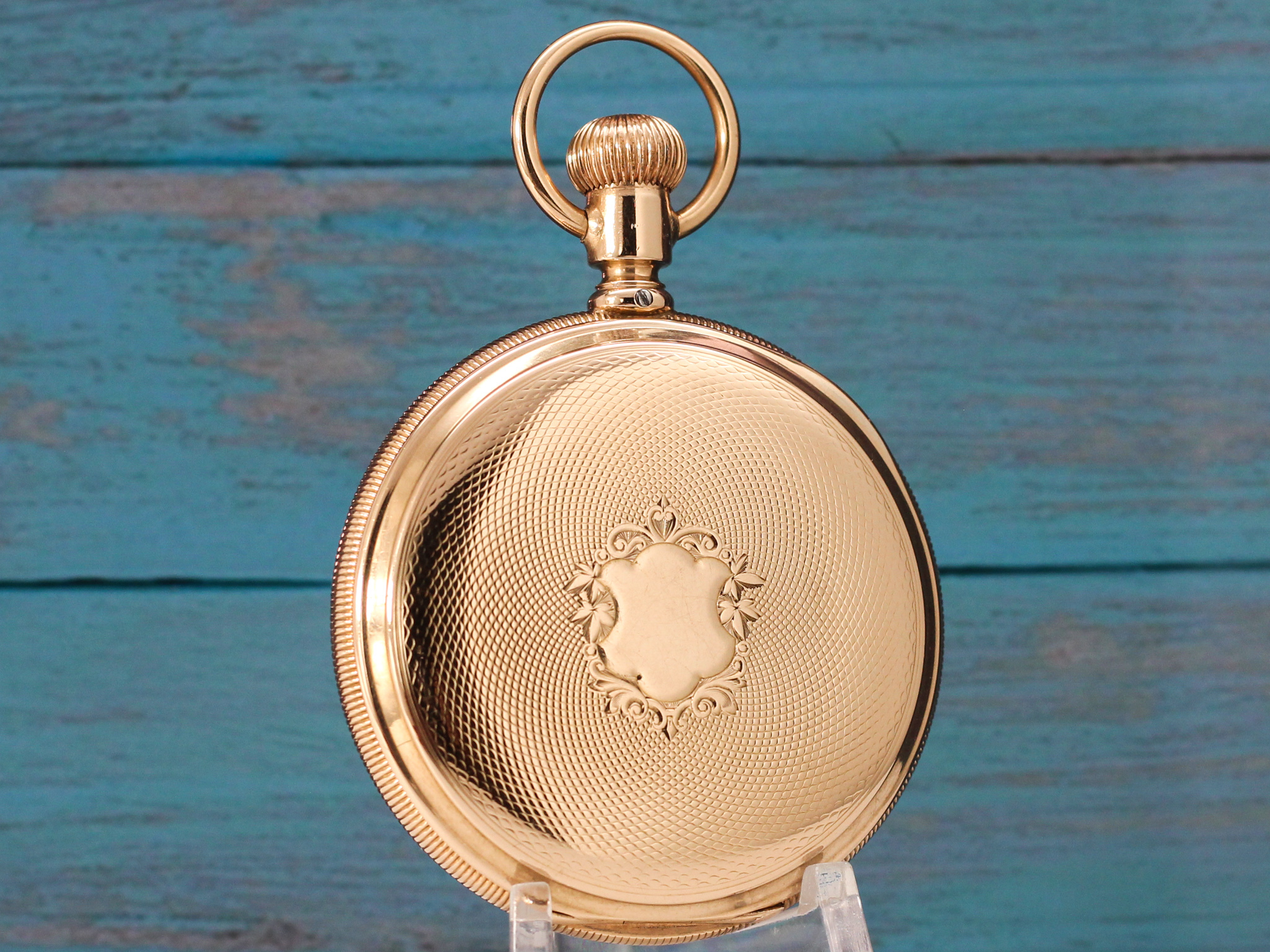 Waltham 14K gold case back detail