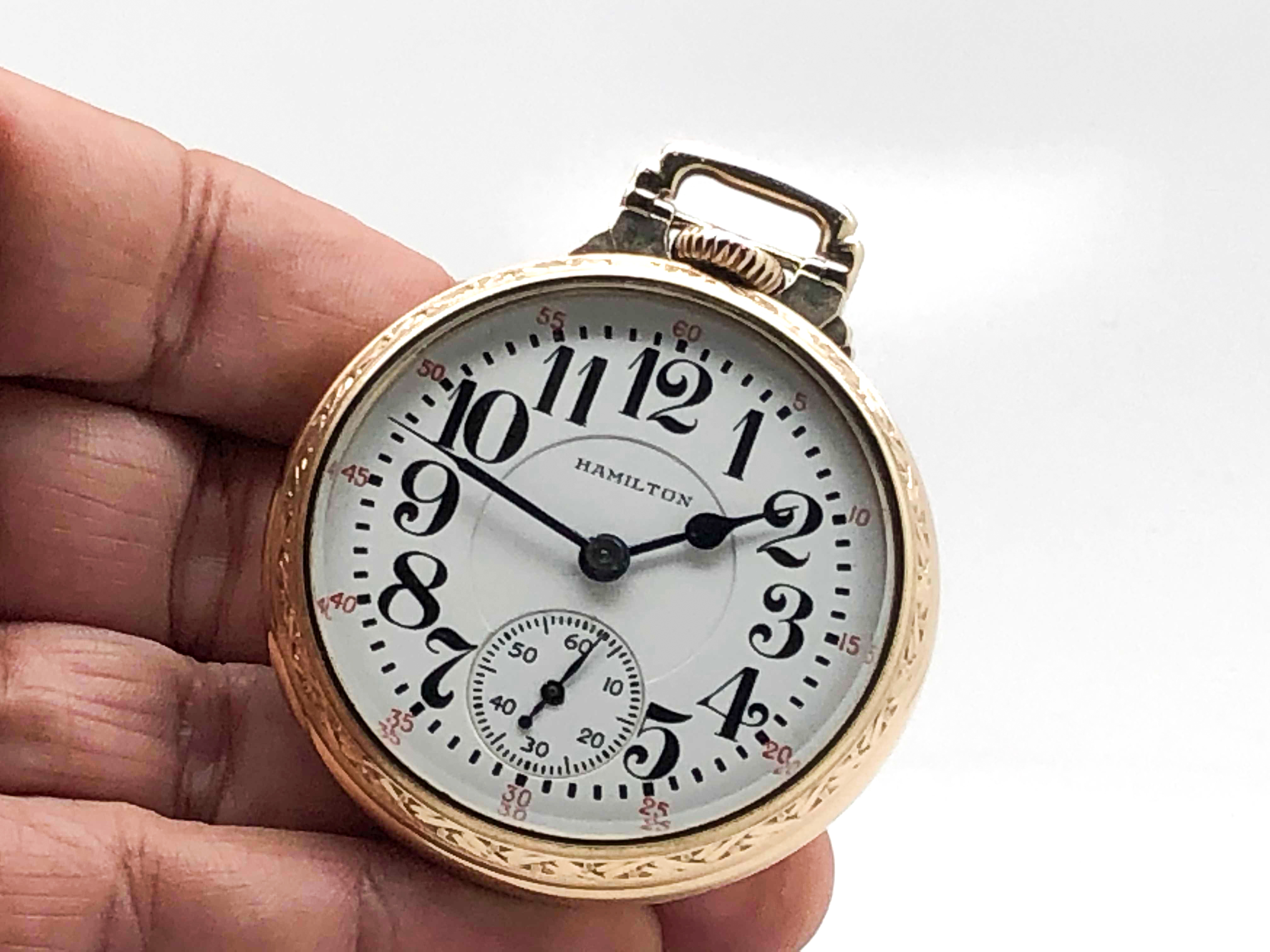 Hamilton Old English style font dial