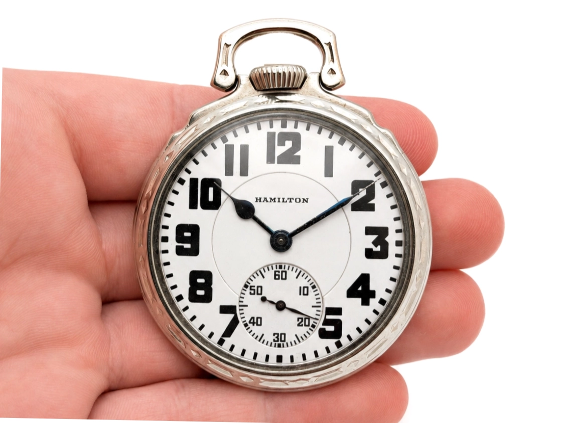 Hamilton 992 (1929) — white dial with bold Arabic numerals 1–12 and subsidiary seconds dial, blued steel hands
