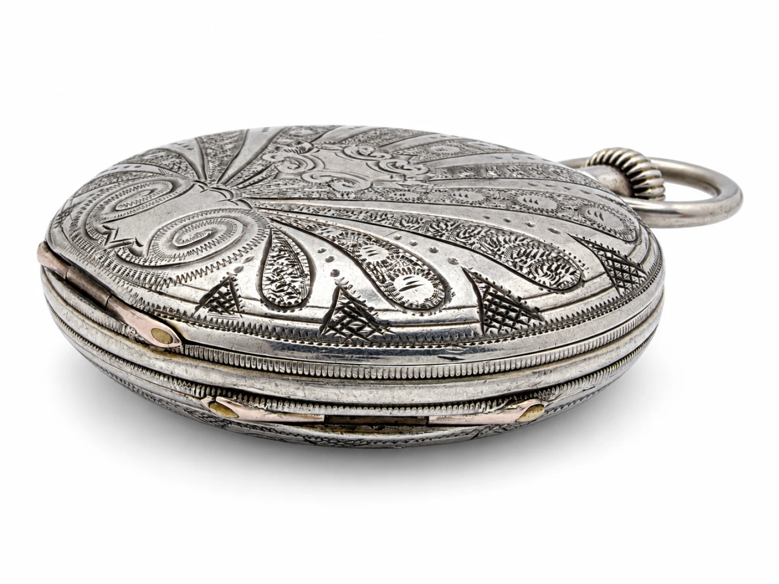 Waltham W.W.Co. Model 1857 Hunting Case (1875) — engraved case side with reeded band and hinges